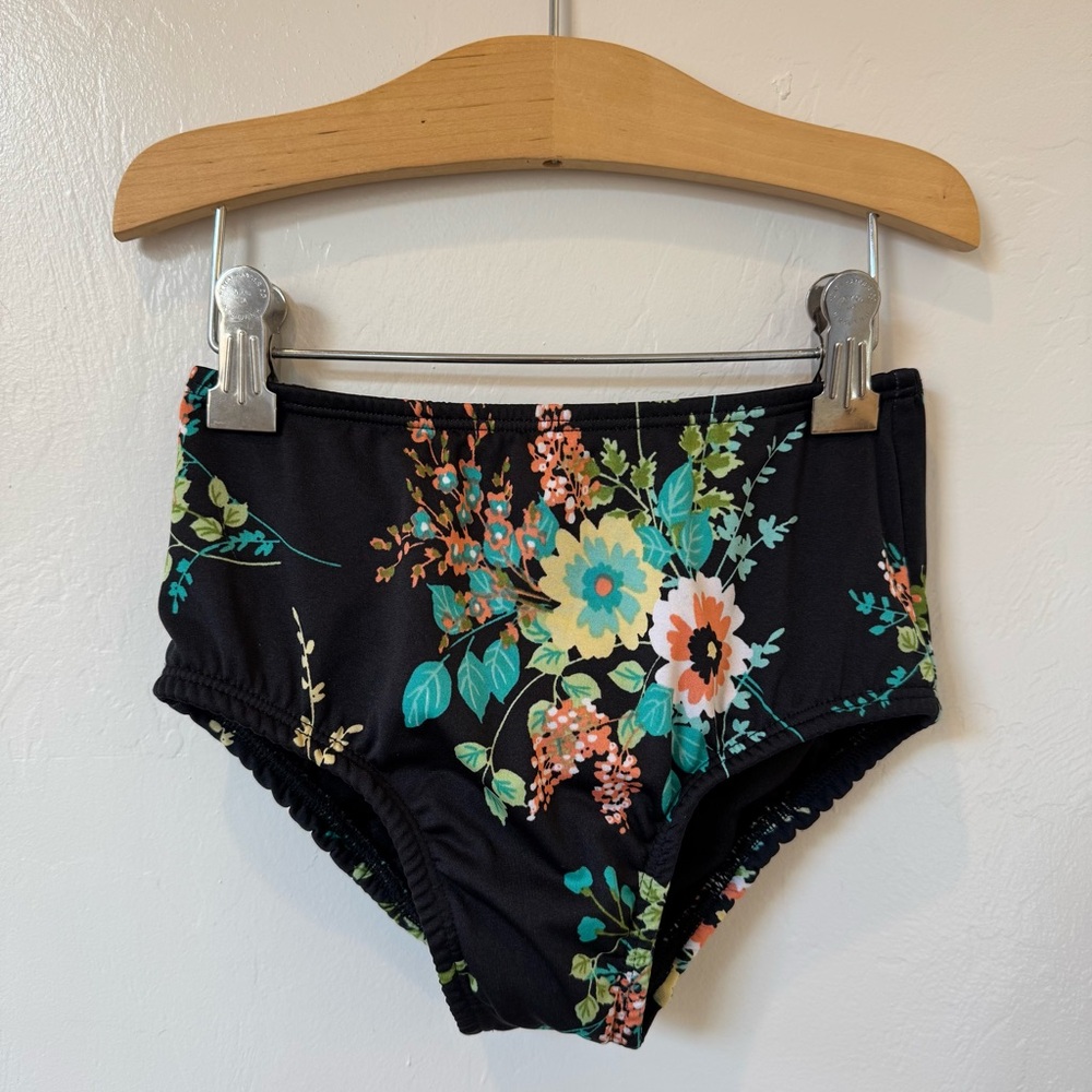 Chelsea B dancewear girls floral dance briefs youth medium